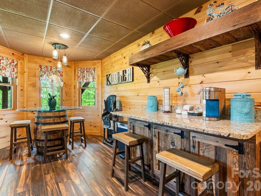 110 Mountain Crest Drive, Marion, NC 28752.  MLS# CAR4388359, YatesRealty ID 29006. 