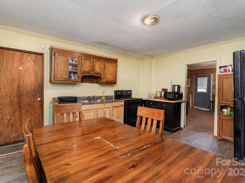 210 Lincoln Street, Badin, NC 28009.  MLS# CAR4278434, YatesRealty ID 29006. 