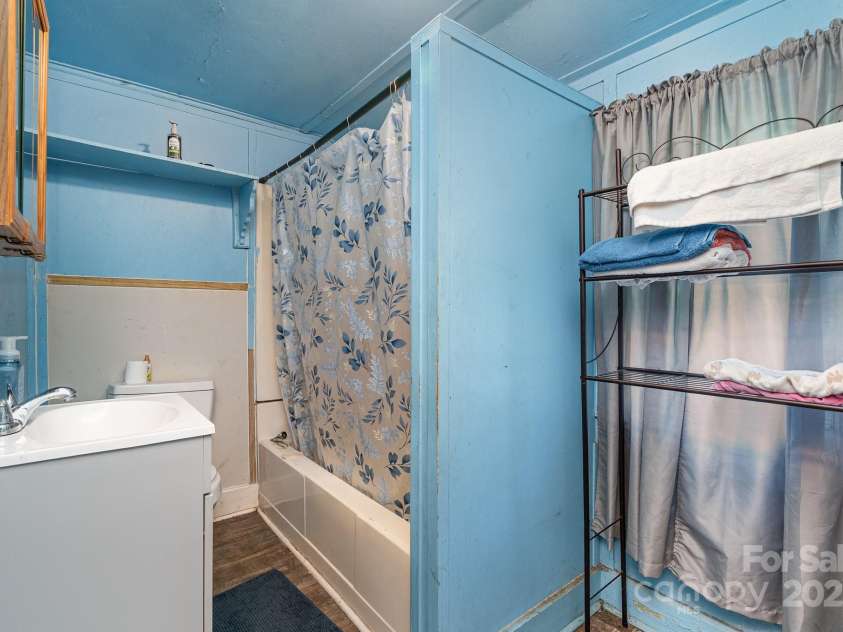 210 Lincoln Street, Badin, NC 28009.  MLS# CAR4278434, YatesRealty ID 29006. 