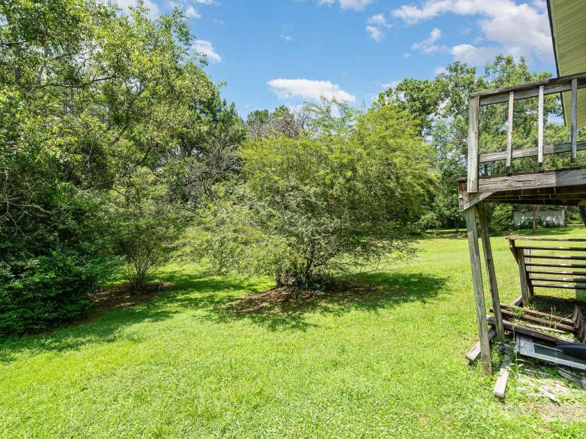 210 Lincoln Street, Badin, NC 28009.  MLS# CAR4278434, YatesRealty ID 29006. 