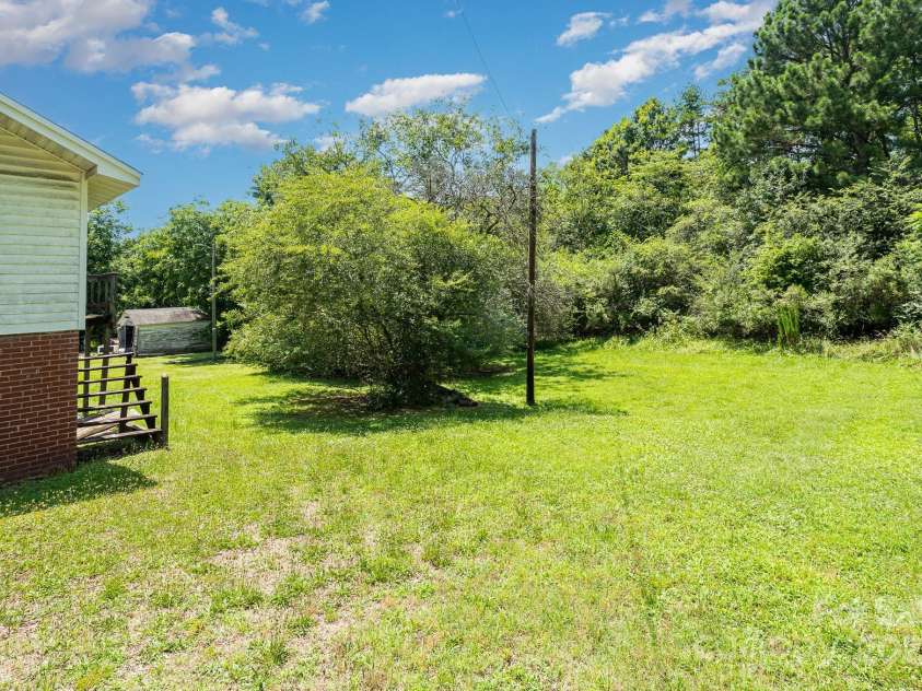 210 Lincoln Street, Badin, NC 28009.  MLS# CAR4278434, YatesRealty ID 29006. 