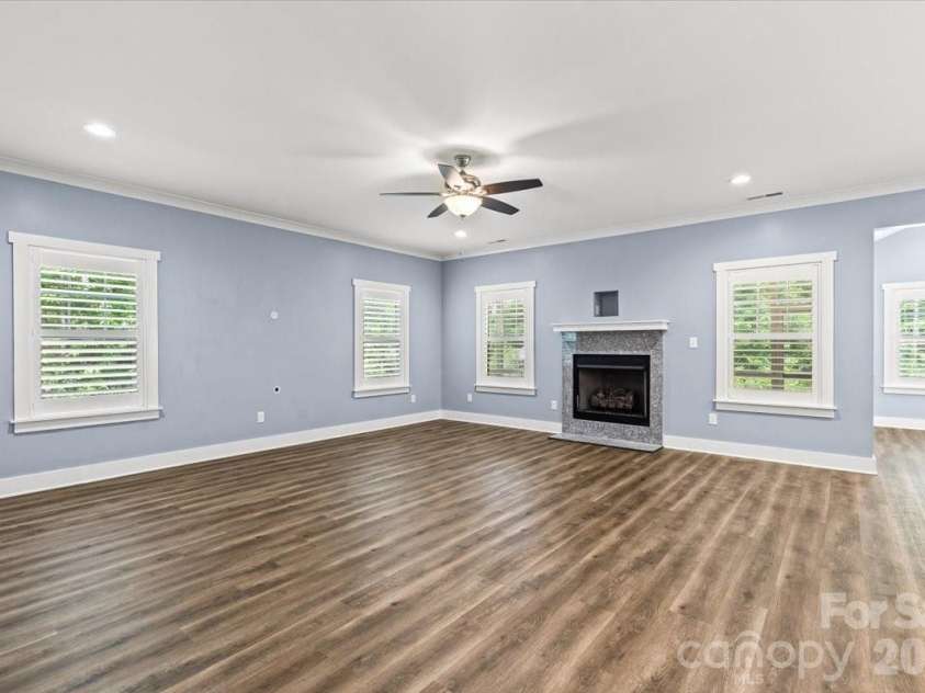 7575 Deer Track Drive, Denver, NC 28037.  MLS# CAR4391104, YatesRealty ID 29007. 