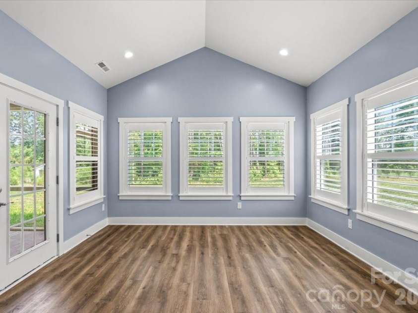 7575 Deer Track Drive, Denver, NC 28037.  MLS# CAR4391104, YatesRealty ID 29007. 