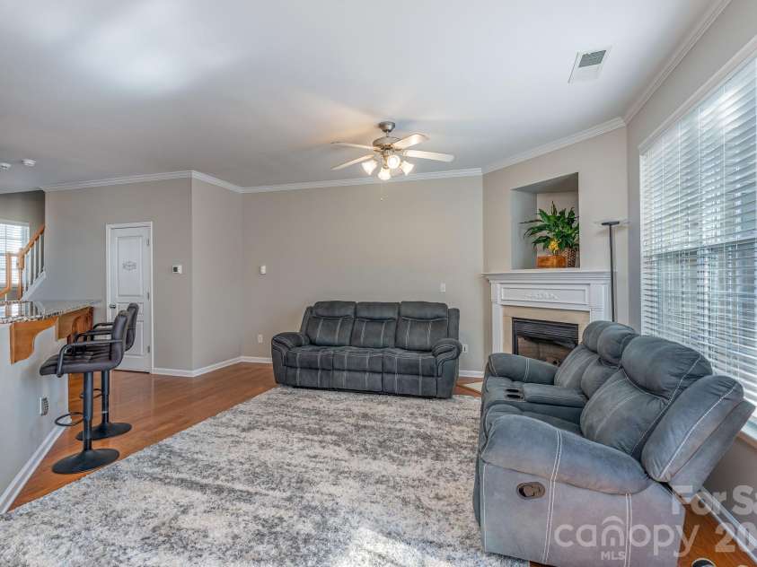 916 Coffee Tree Lane, Rock Hill, SC 29732.  MLS# CAR4335528, YatesRealty ID 29009. 