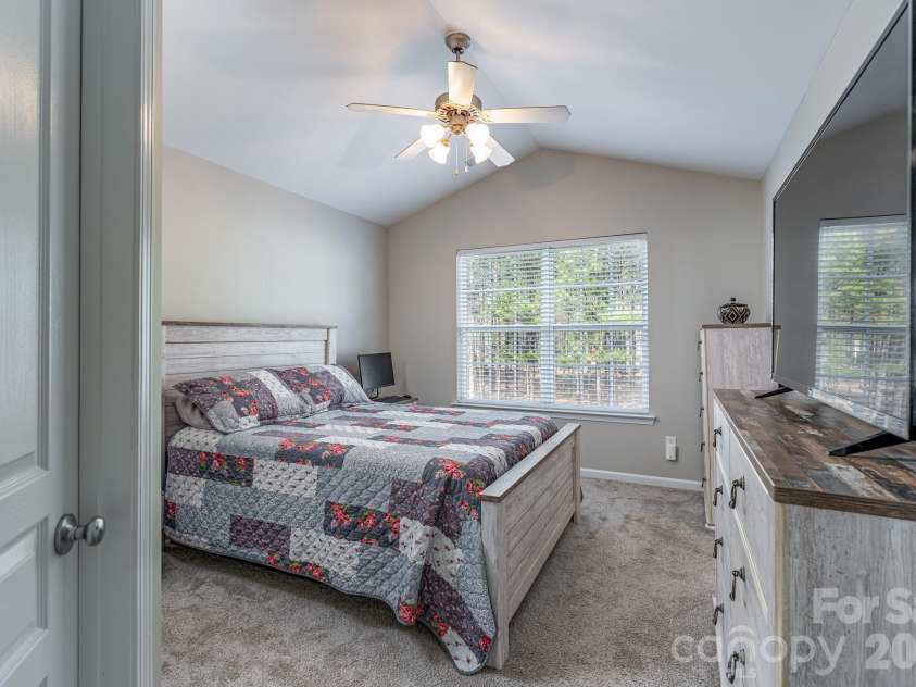 916 Coffee Tree Lane, Rock Hill, SC 29732.  MLS# CAR4335528, YatesRealty ID 29009. 