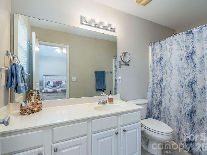 916 Coffee Tree Lane, Rock Hill, SC 29732.  MLS# CAR4335528, YatesRealty ID 29009. 