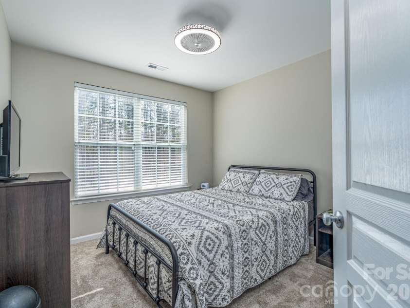 916 Coffee Tree Lane, Rock Hill, SC 29732.  MLS# CAR4335528, YatesRealty ID 29009. 