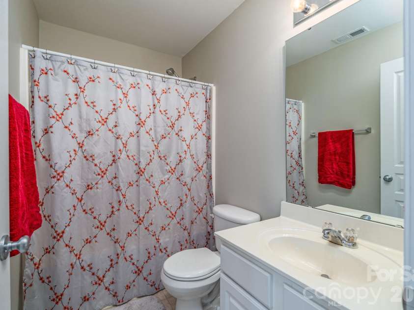 916 Coffee Tree Lane, Rock Hill, SC 29732.  MLS# CAR4335528, YatesRealty ID 29009. 