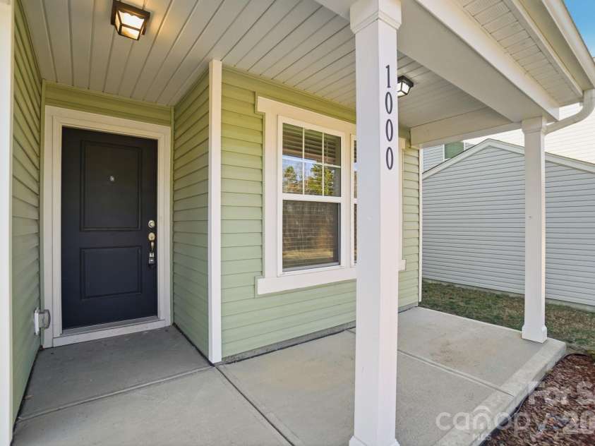 1000 Newfound Hollow Drive, Charlotte, NC 28214.  MLS# CAR4353214, YatesRealty ID 2901. 