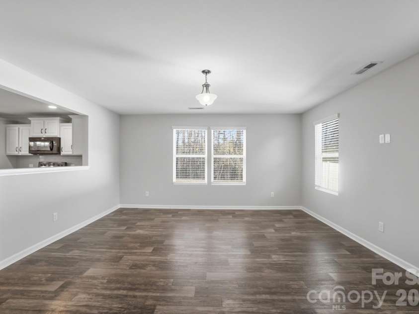 1000 Newfound Hollow Drive, Charlotte, NC 28214.  MLS# CAR4353214, YatesRealty ID 2901. 