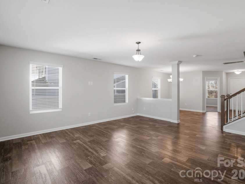 1000 Newfound Hollow Drive, Charlotte, NC 28214.  MLS# CAR4353214, YatesRealty ID 2901. 