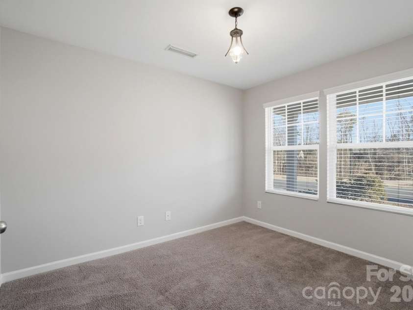 1000 Newfound Hollow Drive, Charlotte, NC 28214.  MLS# CAR4353214, YatesRealty ID 2901. 
