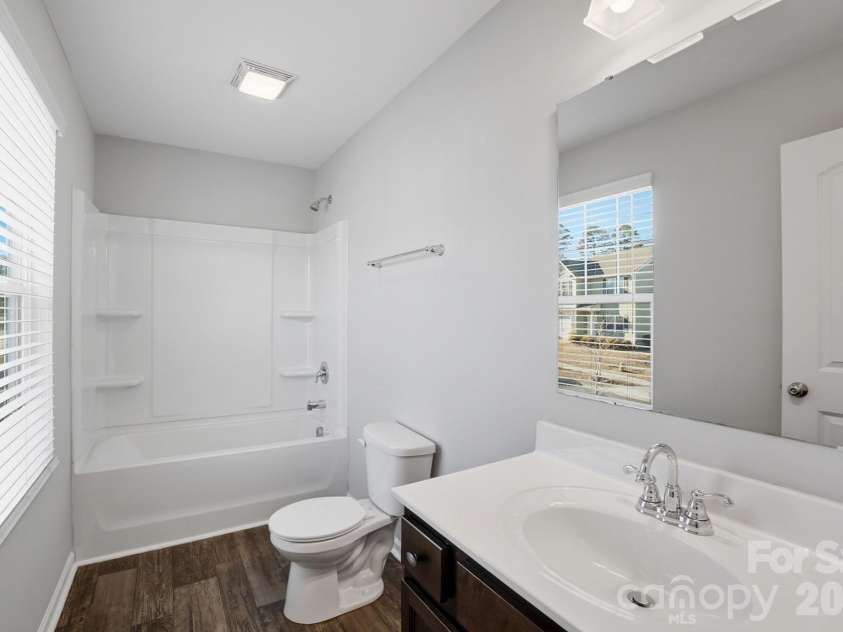 1000 Newfound Hollow Drive, Charlotte, NC 28214.  MLS# CAR4353214, YatesRealty ID 2901. 