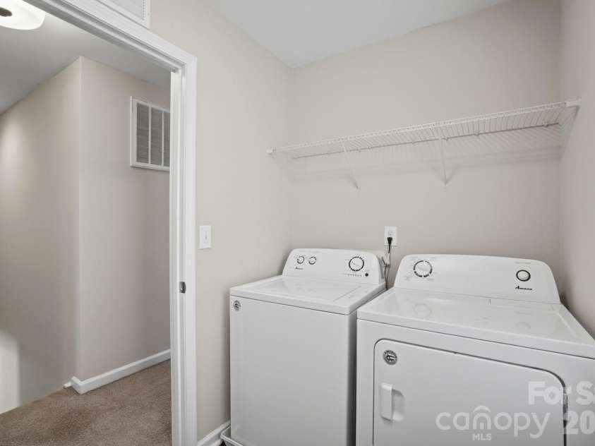 1000 Newfound Hollow Drive, Charlotte, NC 28214.  MLS# CAR4353214, YatesRealty ID 2901. 