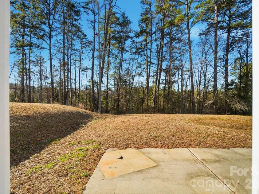 1000 Newfound Hollow Drive, Charlotte, NC 28214.  MLS# CAR4353214, YatesRealty ID 2901. 