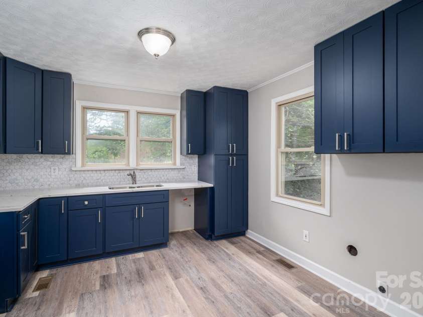 626 Dallas Spencer Mtn Road, Dallas, NC 28034.  MLS# CAR4391522, YatesRealty ID 29011. 