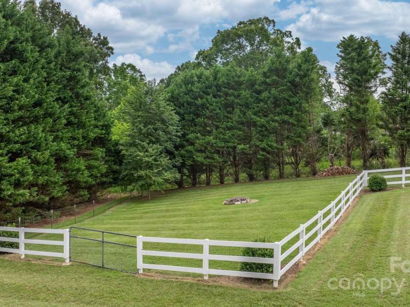 1585 Amherst Road, Morganton, NC 28655.  MLS# CAR4282056, YatesRealty ID 29012. 