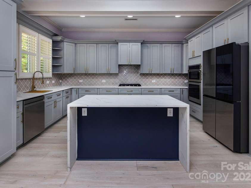 8402 Aspen Court, Charlotte, NC 28227.  MLS# CAR4274770, YatesRealty ID 29013. 