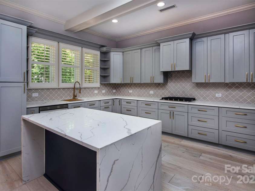 8402 Aspen Court, Charlotte, NC 28227.  MLS# CAR4274770, YatesRealty ID 29013. 