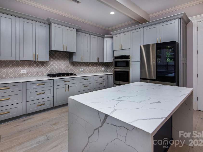8402 Aspen Court, Charlotte, NC 28227.  MLS# CAR4274770, YatesRealty ID 29013. 