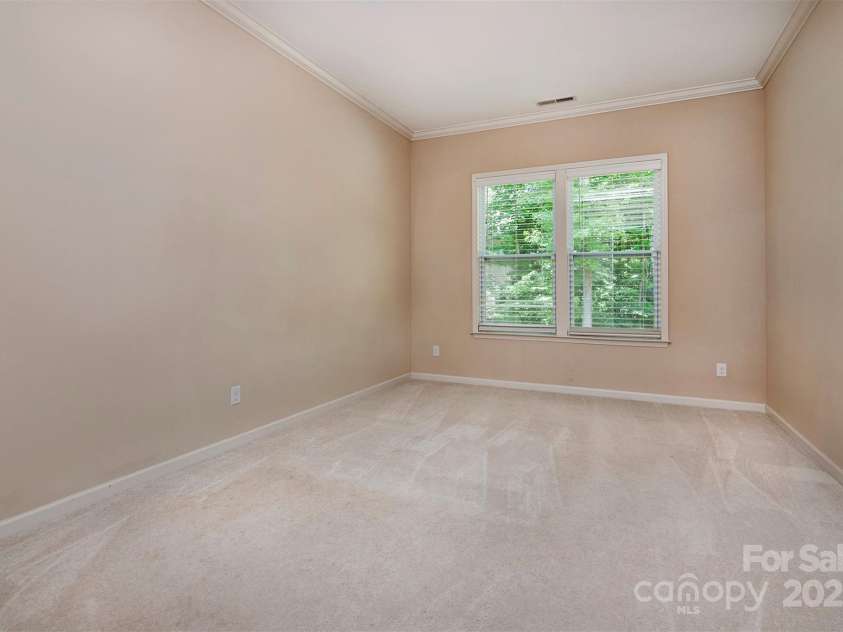 8402 Aspen Court, Charlotte, NC 28227.  MLS# CAR4274770, YatesRealty ID 29013. 