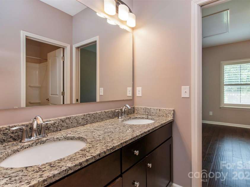 8402 Aspen Court, Charlotte, NC 28227.  MLS# CAR4274770, YatesRealty ID 29013. 