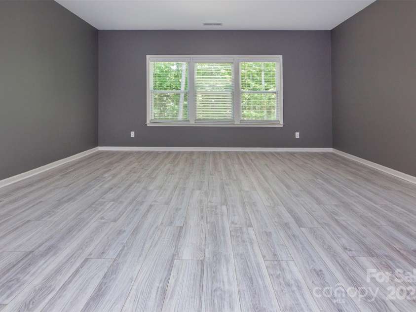 8402 Aspen Court, Charlotte, NC 28227.  MLS# CAR4274770, YatesRealty ID 29013. 