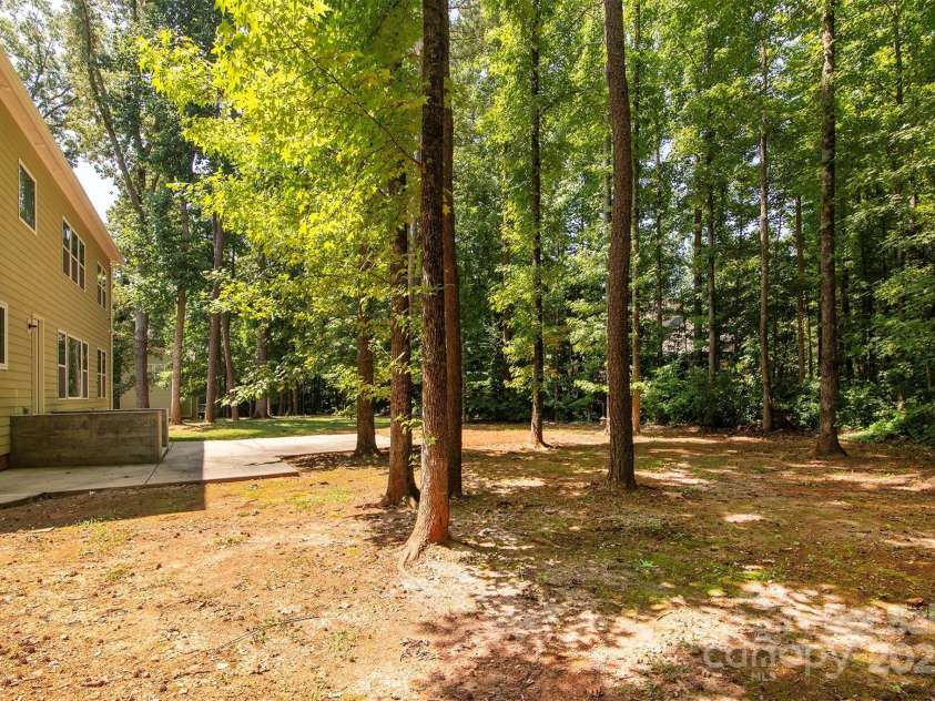 8402 Aspen Court, Charlotte, NC 28227.  MLS# CAR4274770, YatesRealty ID 29013. 