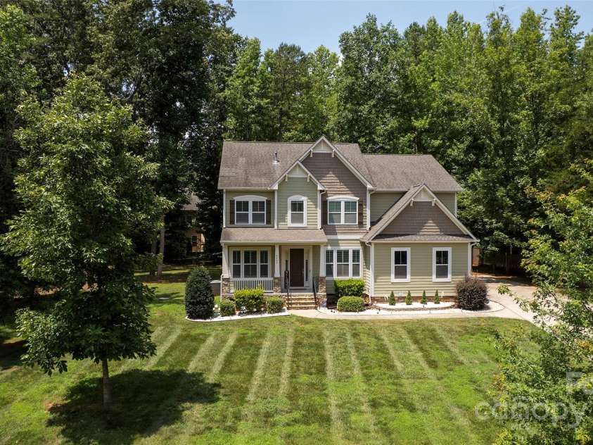 8402 Aspen Court, Charlotte, NC 28227.  MLS# CAR4274770, YatesRealty ID 29013. 