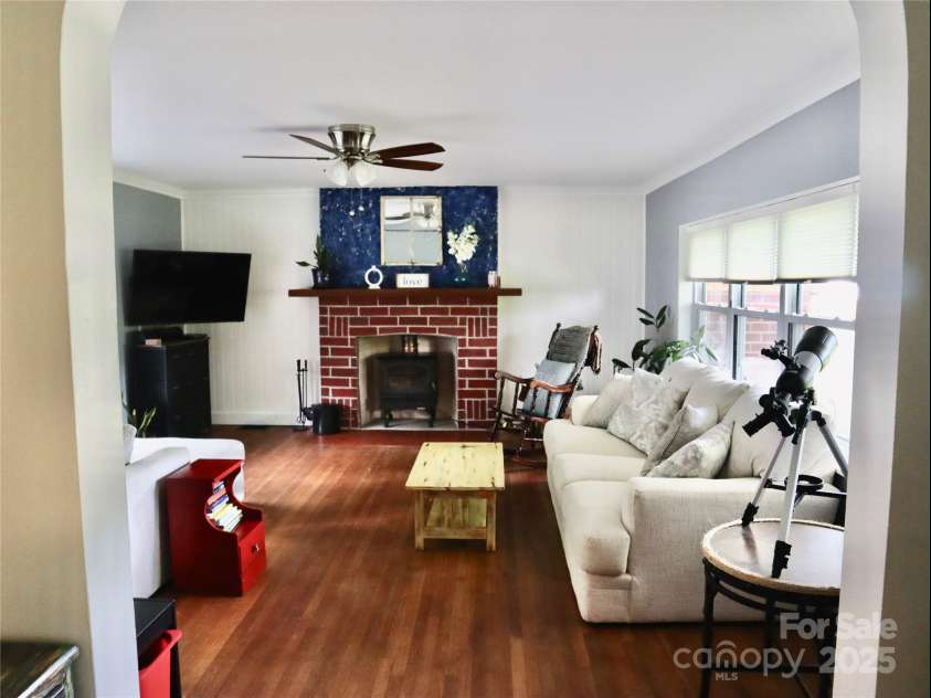 53 Windy Oaks Ridge, Burnsville, NC 28714.  MLS# CAR4281473, YatesRealty ID 29014. 