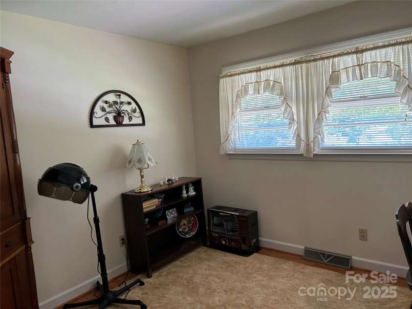 18 Sheppard Drive, Asheville, NC 28806.  MLS# CAR4269350, YatesRealty ID 29015. Bedroom 3