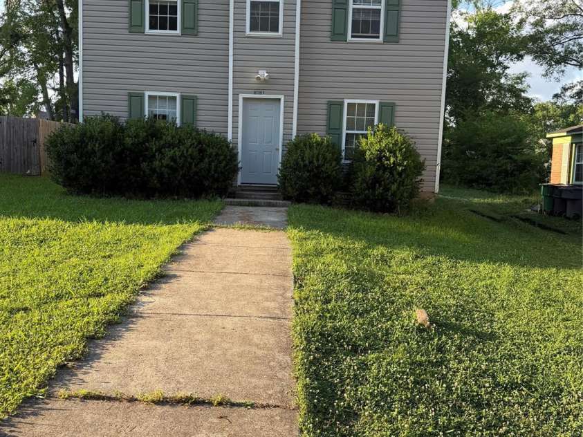 3128 Seymour Drive, Charlotte, NC 28208.  MLS# CAR4389956, YatesRealty ID 29015. 2 story home