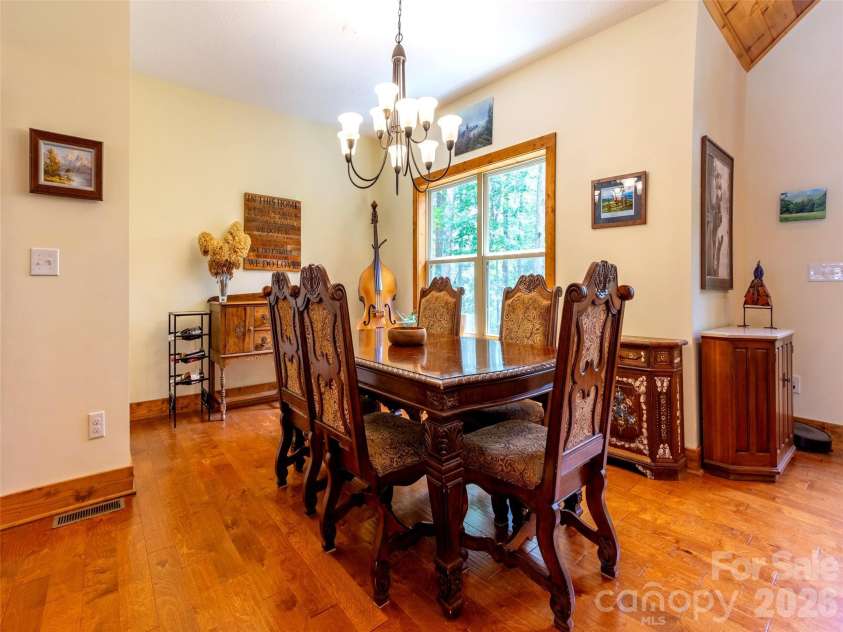 86 Crossings Circle, Fairview, NC 28730.  MLS# CAR4391576, YatesRealty ID 29016. 