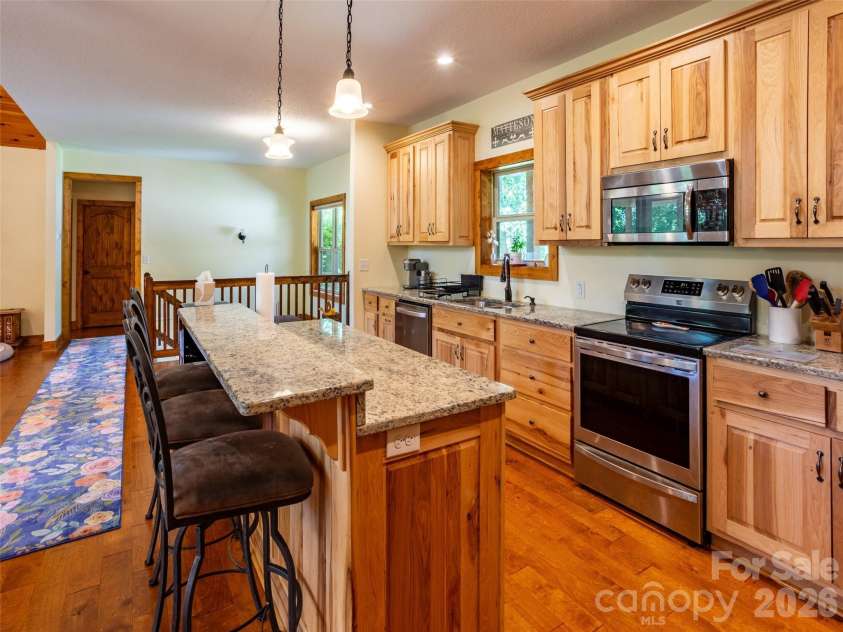 86 Crossings Circle, Fairview, NC 28730.  MLS# CAR4391576, YatesRealty ID 29016. 