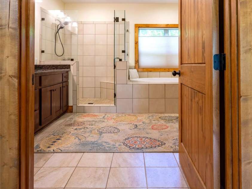 86 Crossings Circle, Fairview, NC 28730.  MLS# CAR4391576, YatesRealty ID 29016. 