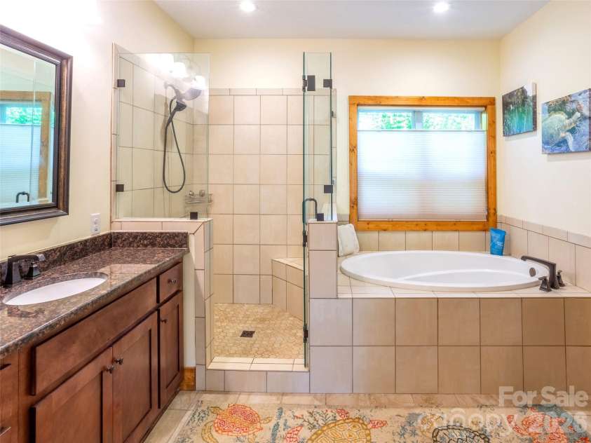86 Crossings Circle, Fairview, NC 28730.  MLS# CAR4391576, YatesRealty ID 29016. 