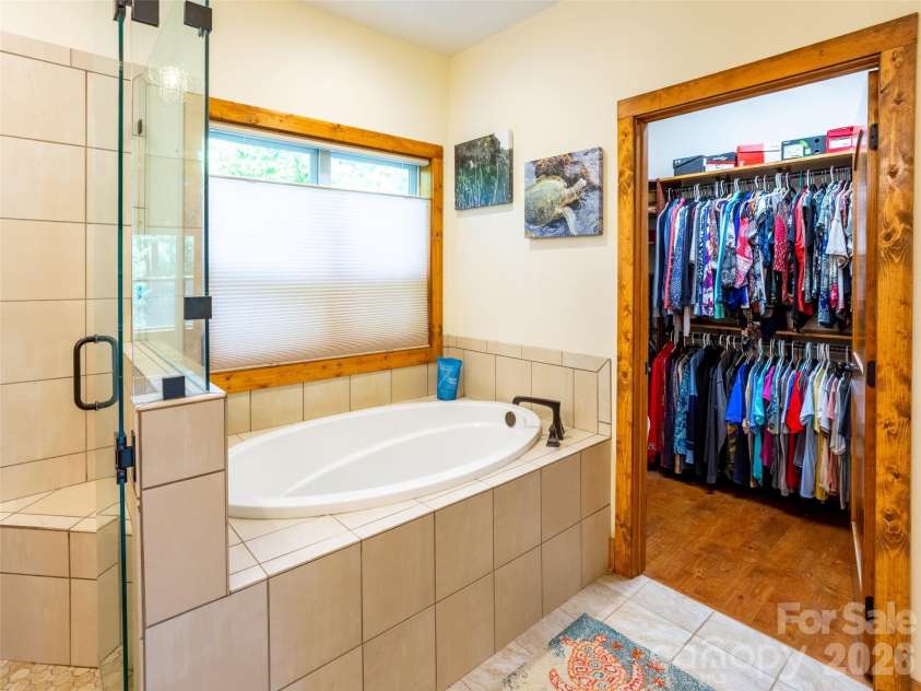 86 Crossings Circle, Fairview, NC 28730.  MLS# CAR4391576, YatesRealty ID 29016. 