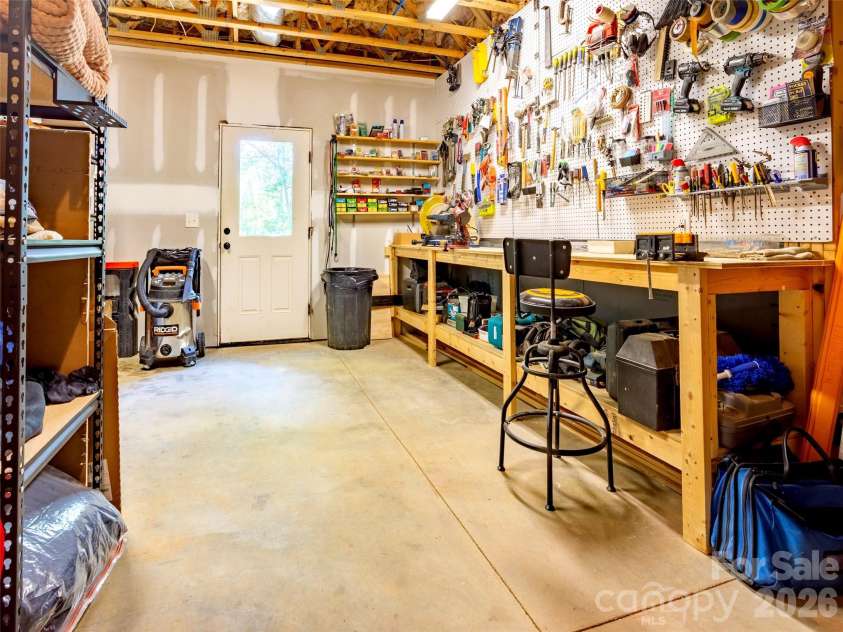 86 Crossings Circle, Fairview, NC 28730.  MLS# CAR4391576, YatesRealty ID 29016. 