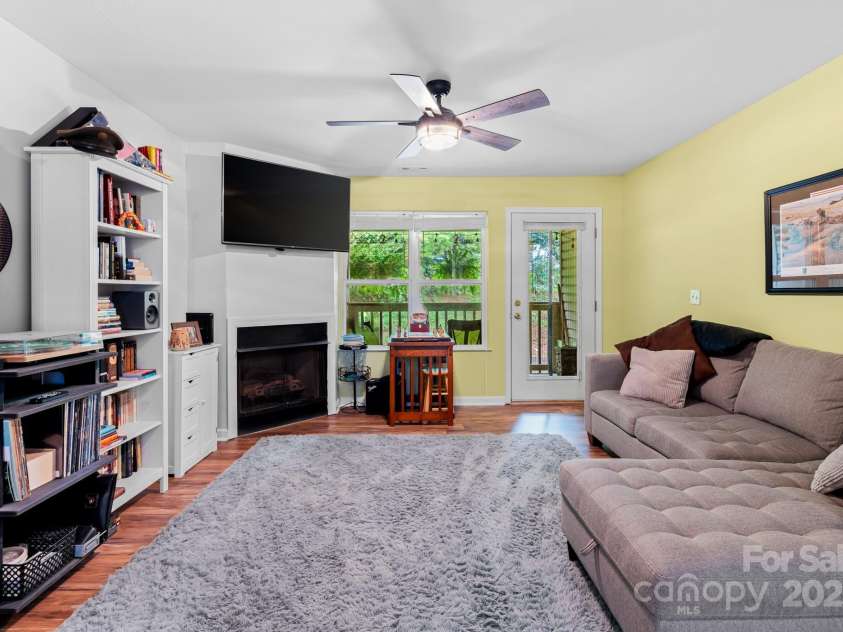 210 Carrington Place, Arden, NC 28704.  MLS# CAR4285258, YatesRealty ID 29017. 