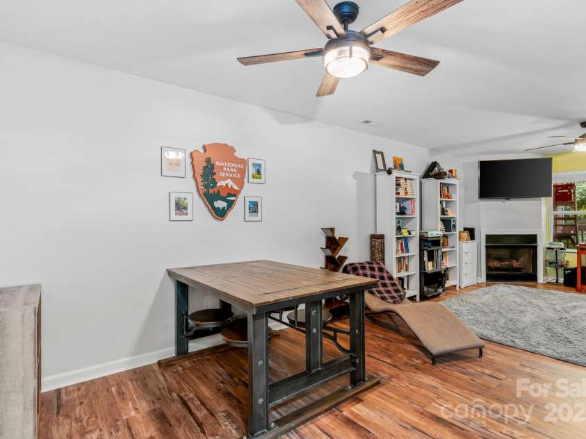 210 Carrington Place, Arden, NC 28704.  MLS# CAR4285258, YatesRealty ID 29017. 