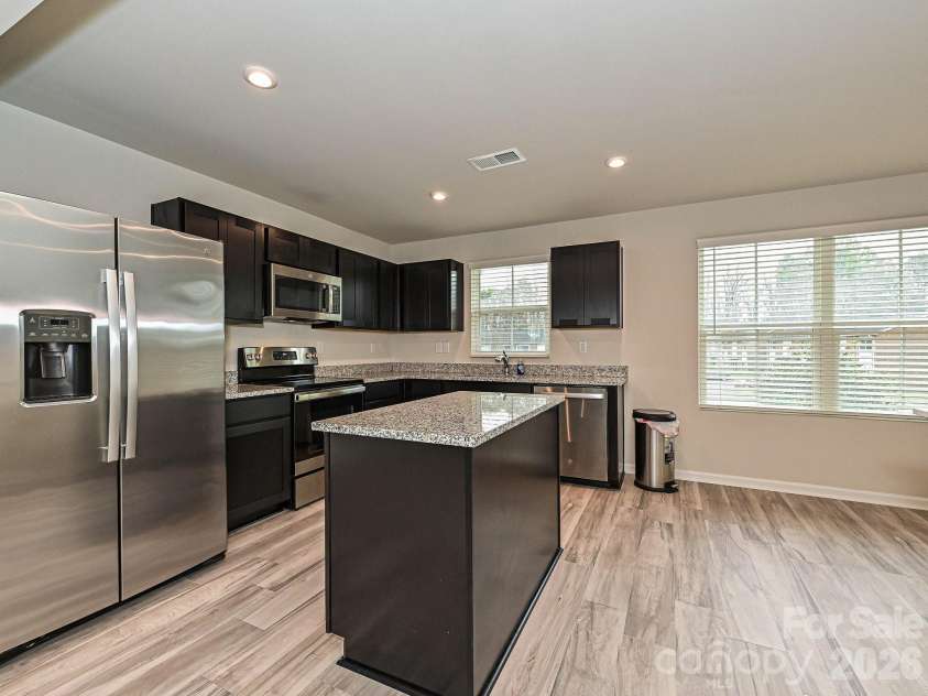 2037 Langer Street, Charlotte, NC 28214.  MLS# CAR4353707, YatesRealty ID 2902. Open Kitchen
