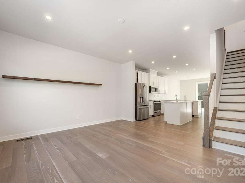 540 Billingsley Road, Charlotte, NC 28211.  MLS# CAR4307835, YatesRealty ID 2902. 