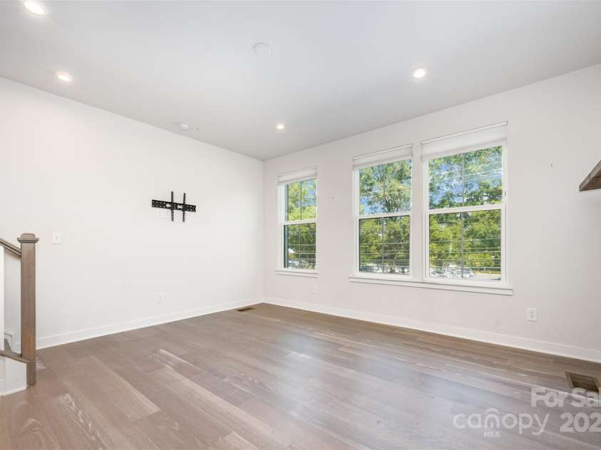 540 Billingsley Road, Charlotte, NC 28211.  MLS# CAR4307835, YatesRealty ID 2902. 