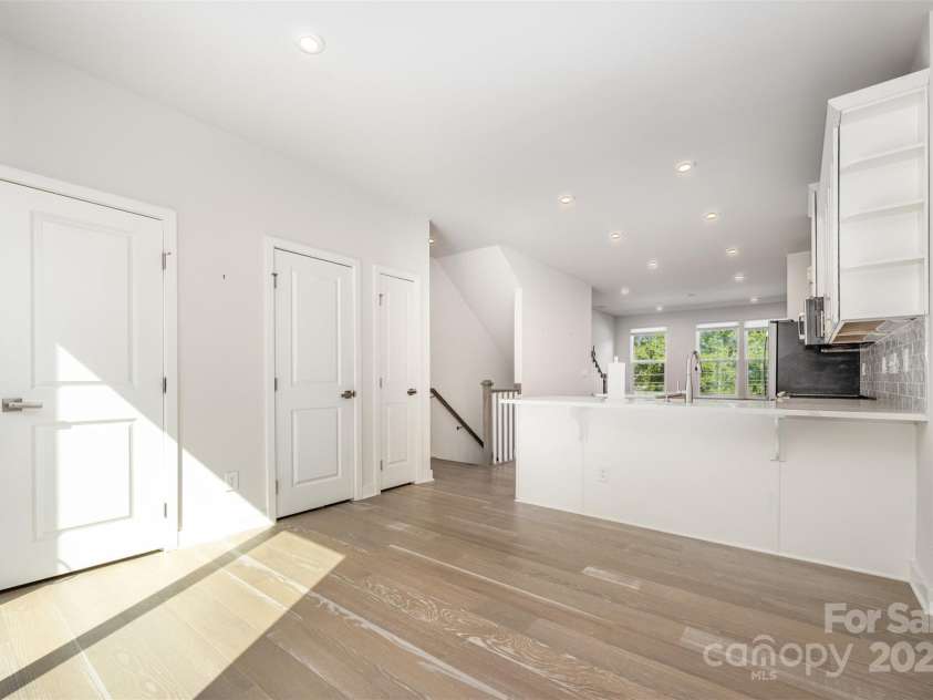 540 Billingsley Road, Charlotte, NC 28211.  MLS# CAR4307835, YatesRealty ID 2902. 