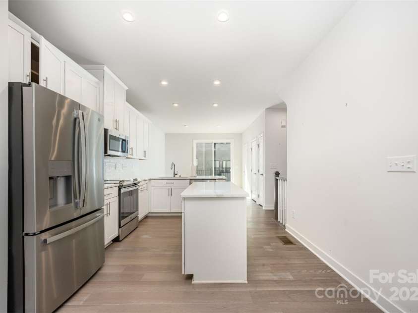 540 Billingsley Road, Charlotte, NC 28211.  MLS# CAR4307835, YatesRealty ID 2902. 