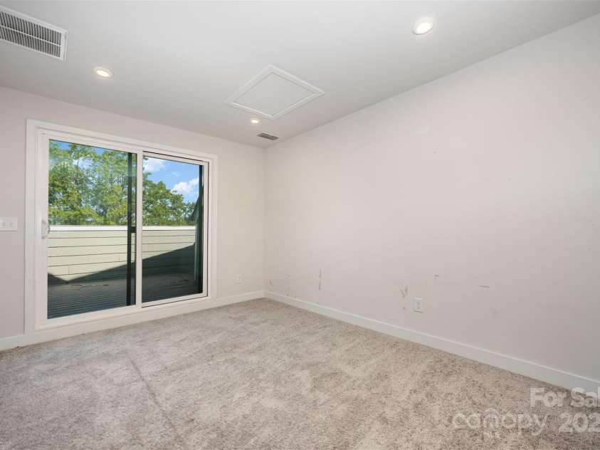 540 Billingsley Road, Charlotte, NC 28211.  MLS# CAR4307835, YatesRealty ID 2902. 