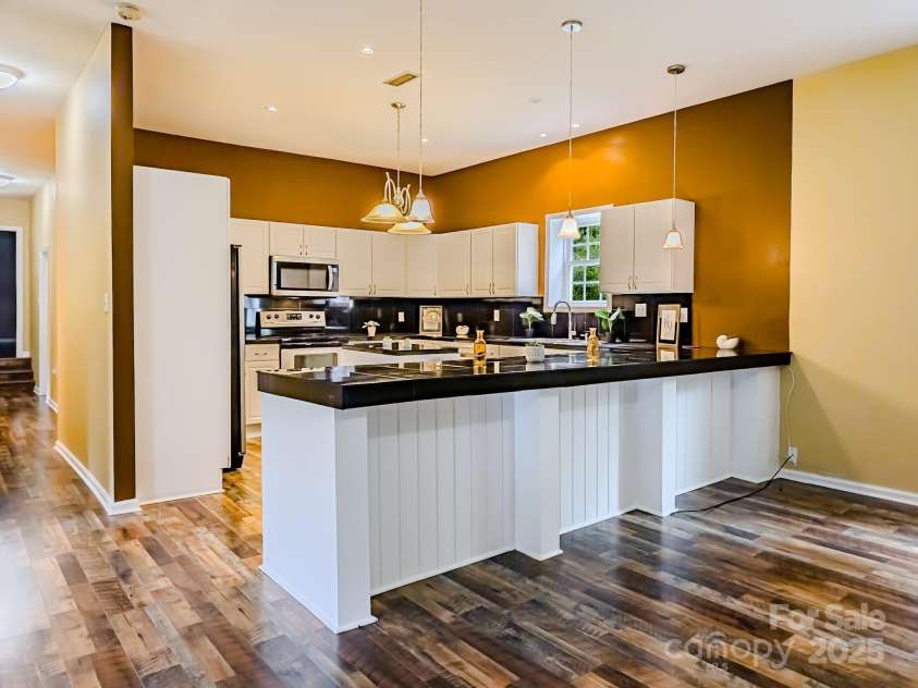 883 Pinehurst Road, Ellenboro, NC 28040.  MLS# CAR4291077, YatesRealty ID 2902. 