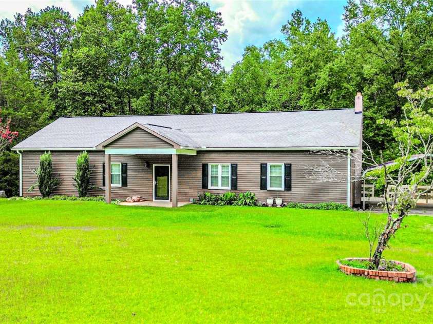 883 Pinehurst Road, Ellenboro, NC 28040.  MLS# CAR4291077, YatesRealty ID 2902. 