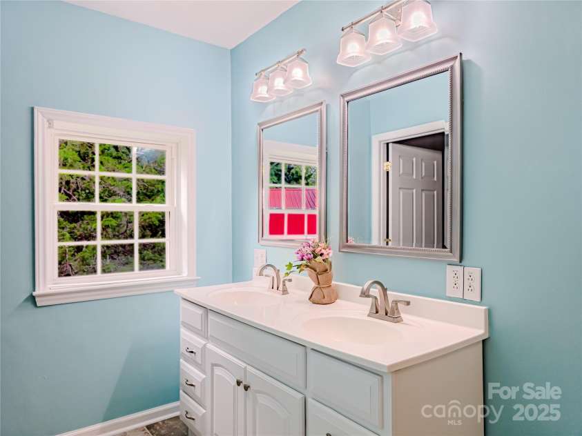 883 Pinehurst Road, Ellenboro, NC 28040.  MLS# CAR4291077, YatesRealty ID 2902. 