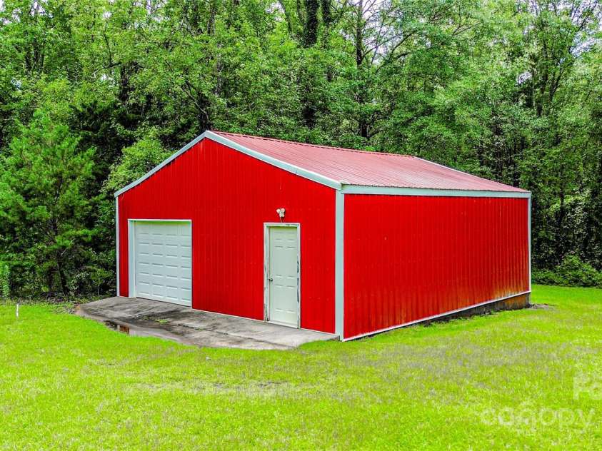 883 Pinehurst Road, Ellenboro, NC 28040.  MLS# CAR4291077, YatesRealty ID 2902. Bonus Room